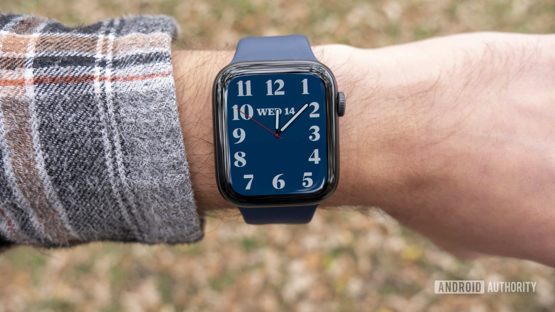 Apple Watch系列6评论手表面部显示