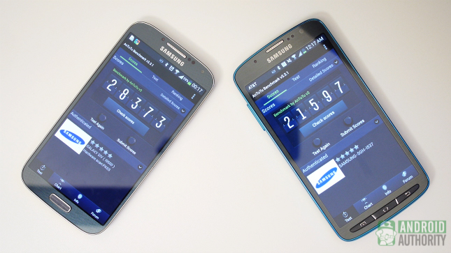 Galaxy S4 vs Galaxy S4主动AA基准测试