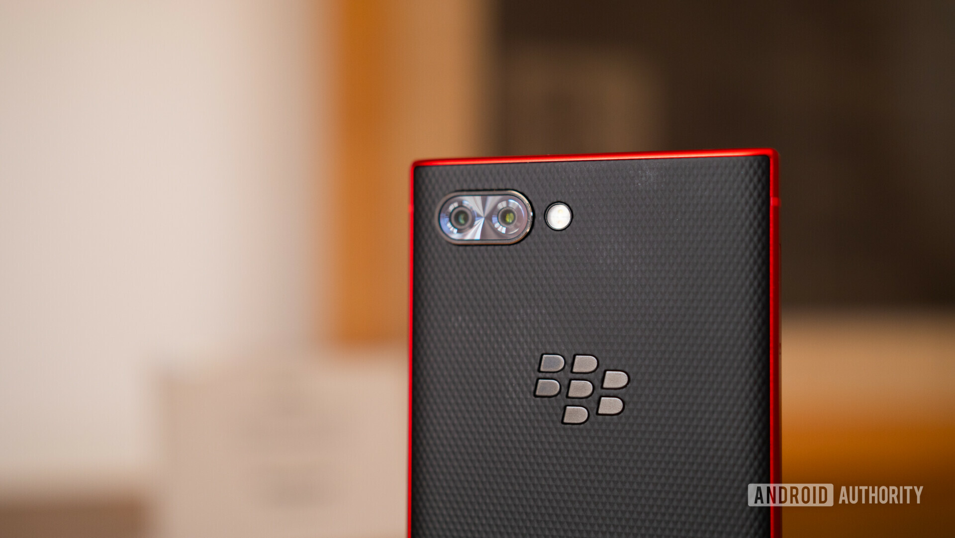 BlackBerry key2红色版后摄像头