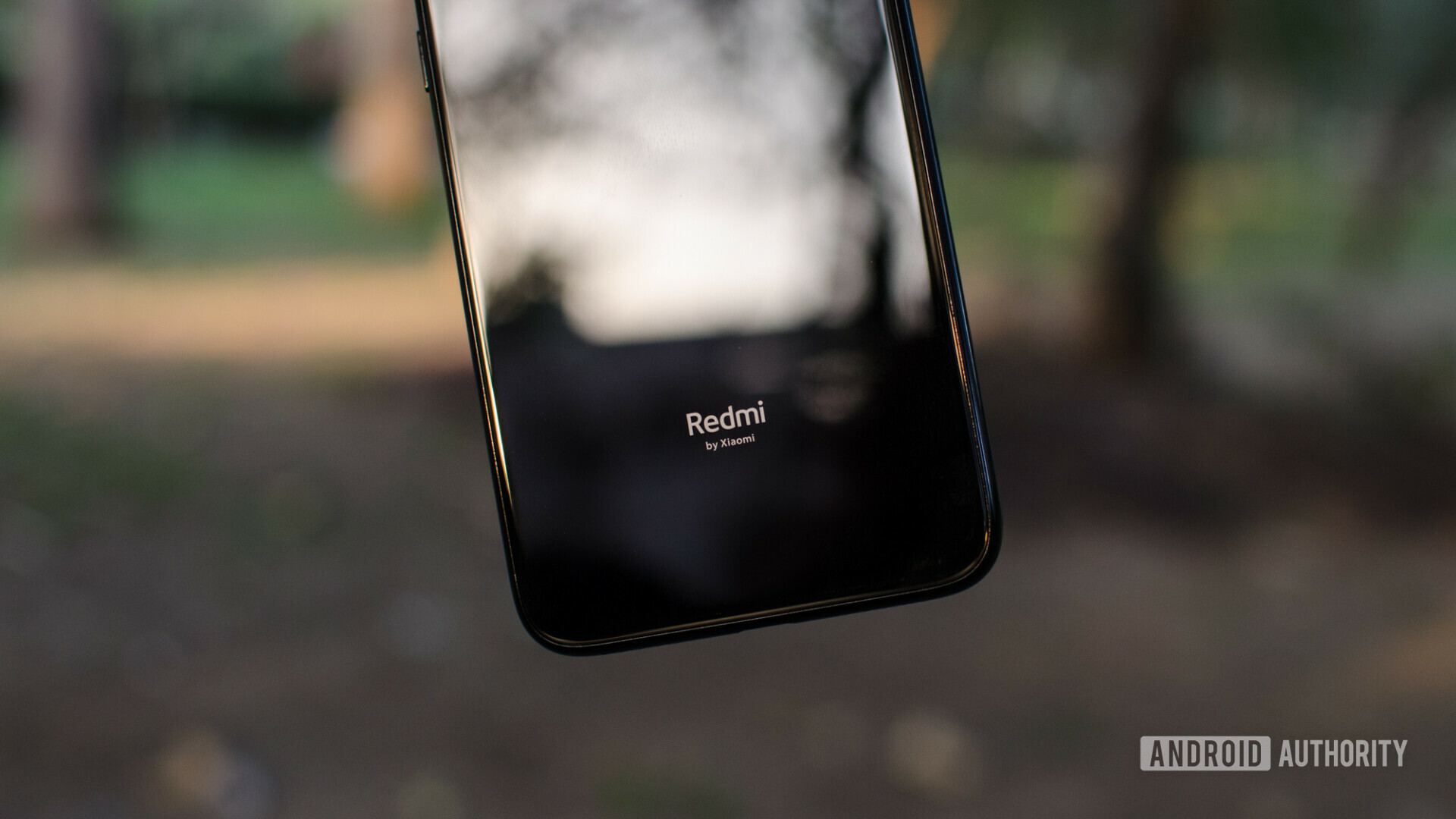 Redmi Note 7 Pro的背面。