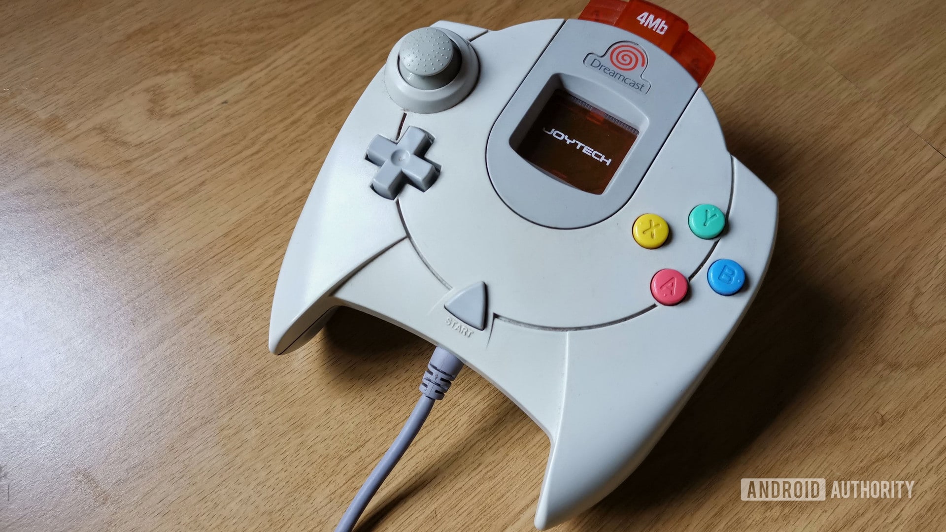 SEGA Dreamcast控制器。