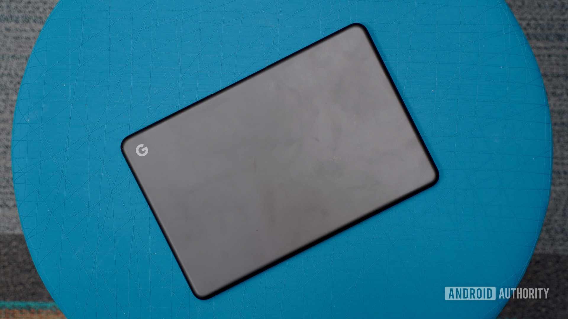 Google PixelBook在蓝色奥斯曼审查