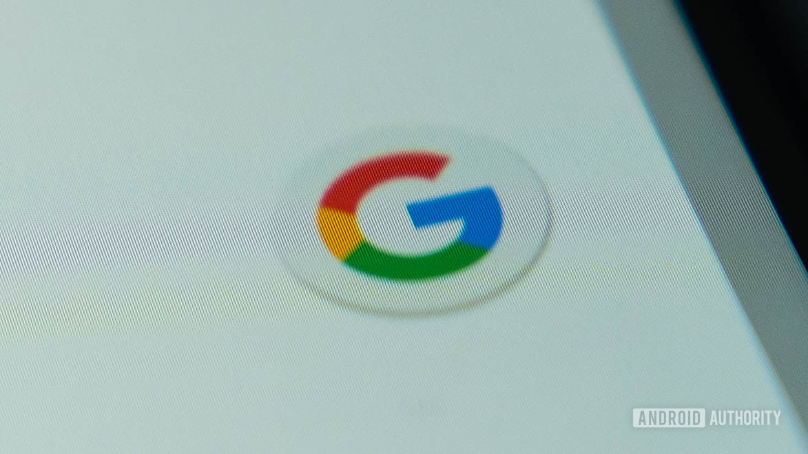 谷歌徽标在屏幕上