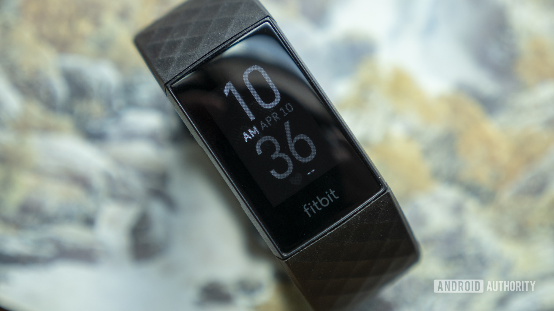 Fitbit收费4评论手表面1