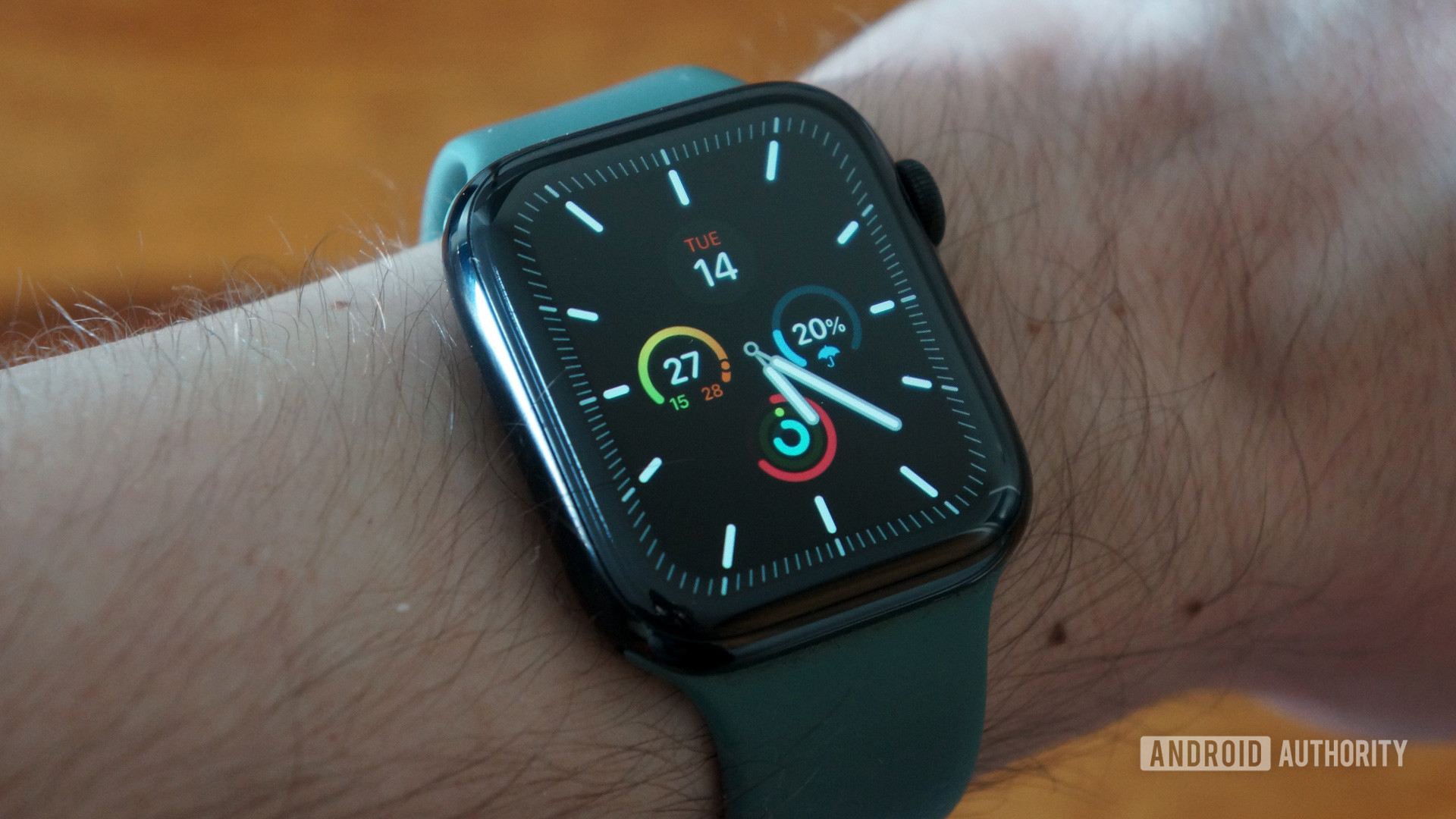 Apple Watch系列5子午线面孔