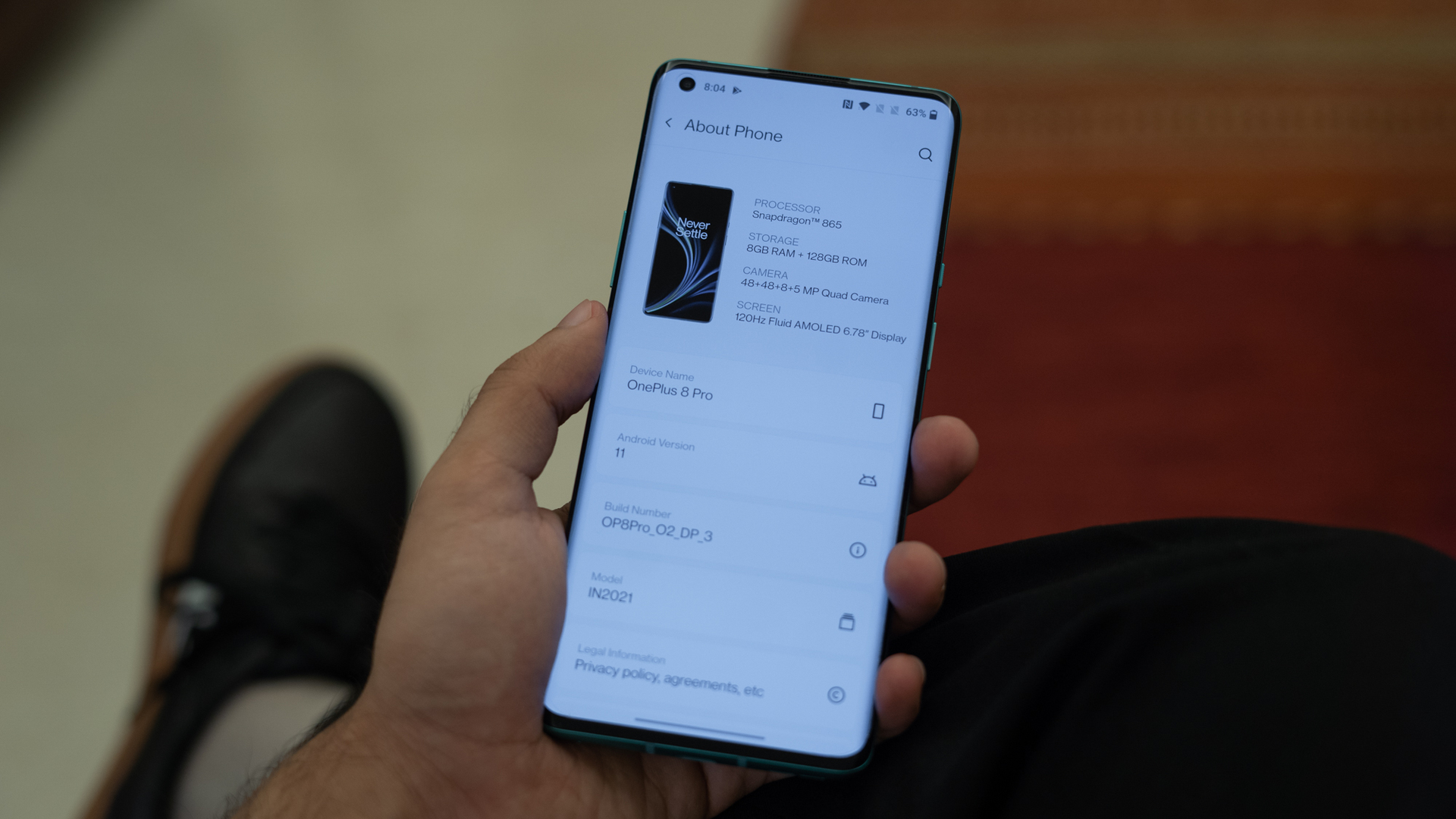 OnePlus 8 Pro bob体育提现Android 11 dev preview android 11 about page