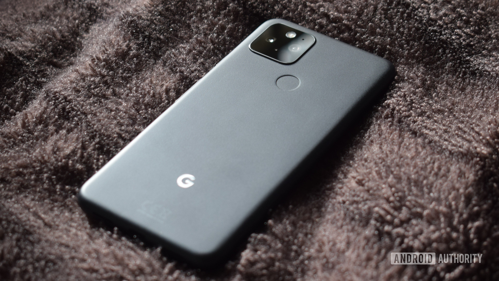 Google Pixel 5 Gray Back 3