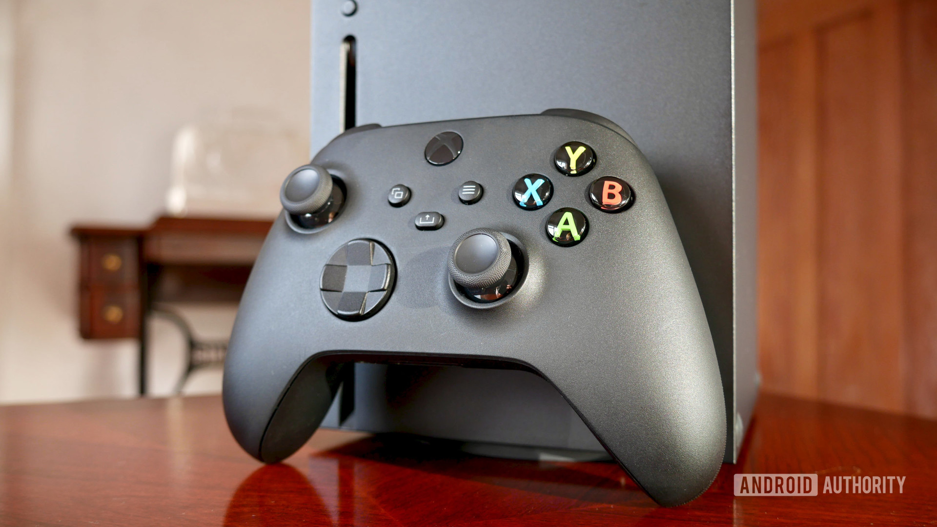 Xbox系列X评论控制器针对控制台