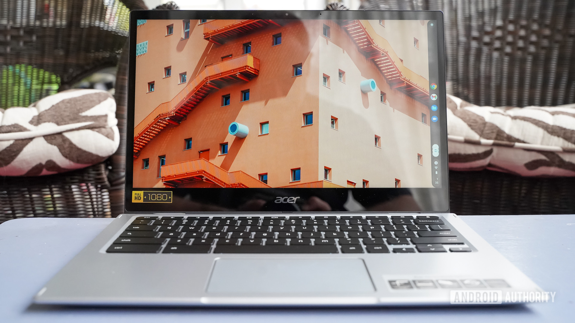 Acer Chromebook Spin 513用屏幕打开