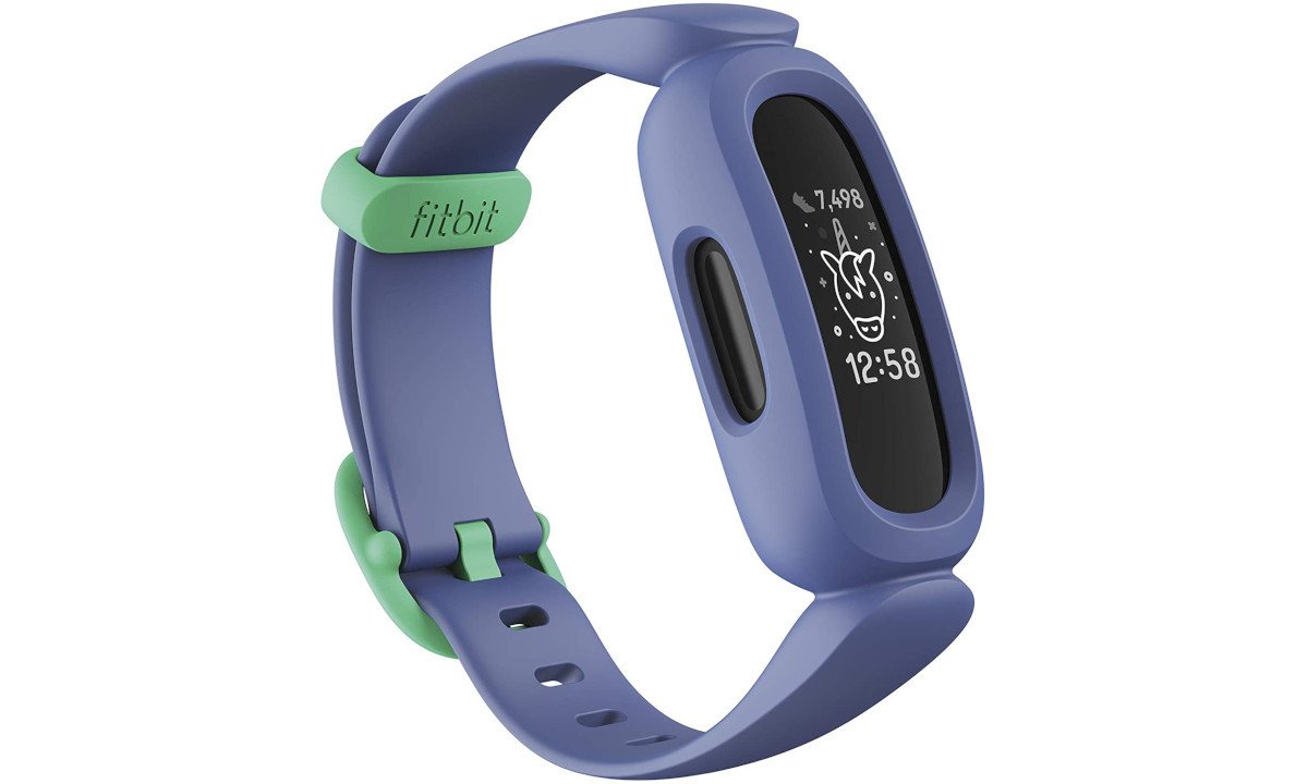 Fitbit Ace 3的产品图像代表了儿童最好的健身追踪器之一。