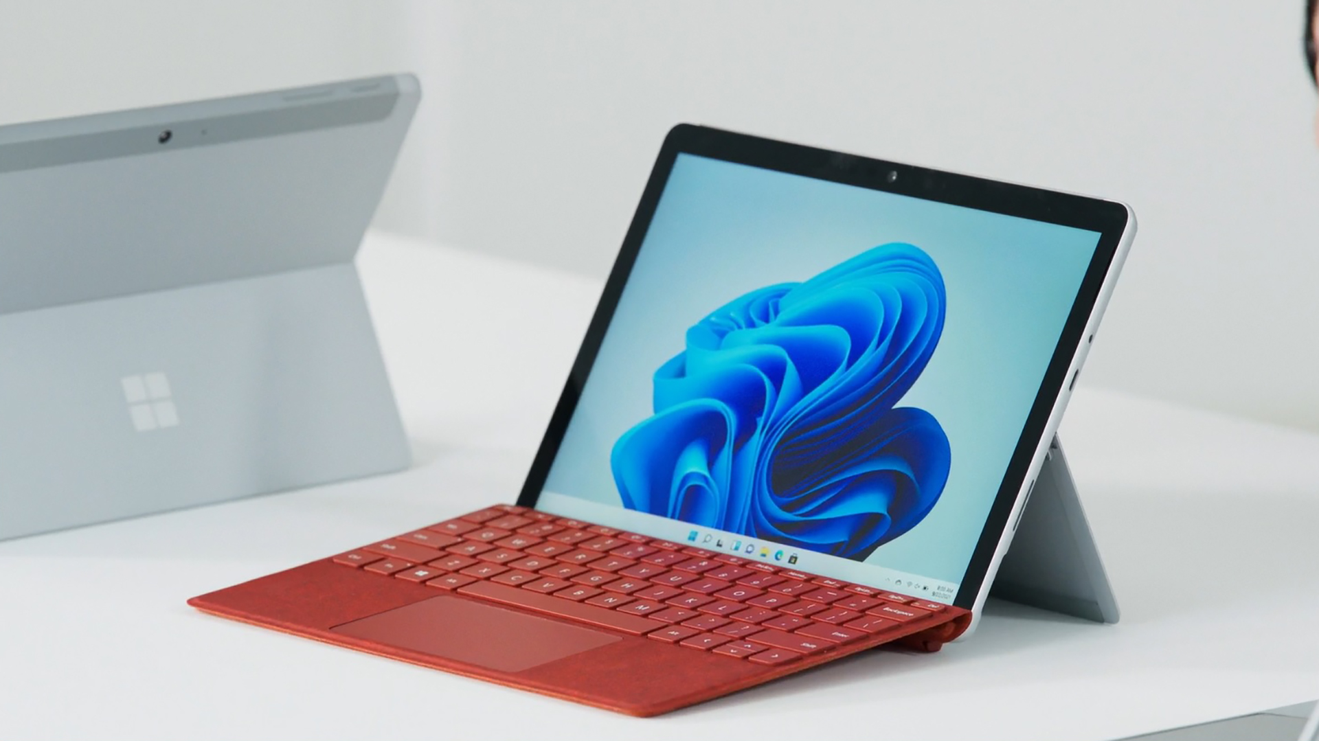 Microsoft Surface Go 3-最佳商务平板电脑