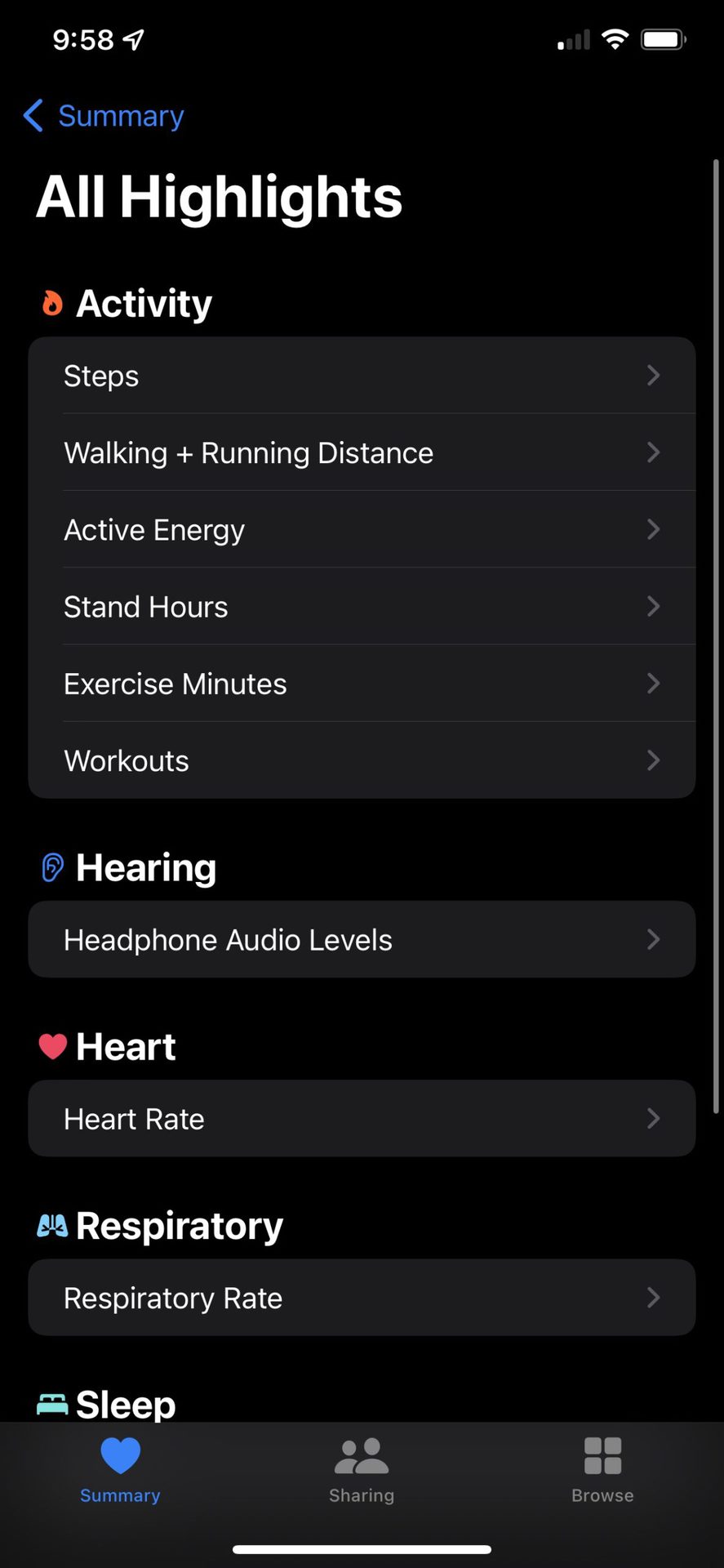 Apple Health应用程序上的所有突出显示着陆页的屏幕截图显示了用户数据突出显示，包括活动，心脏和呼吸数据等。