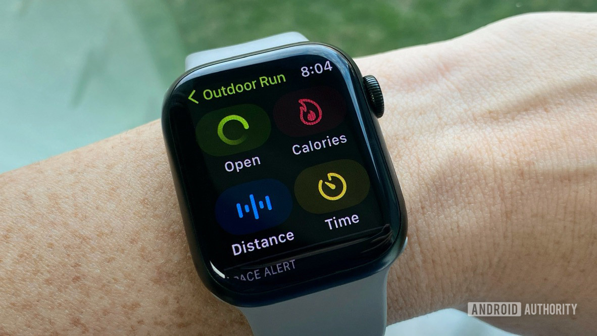 Apple Watch系列7在健身跟踪器交易中